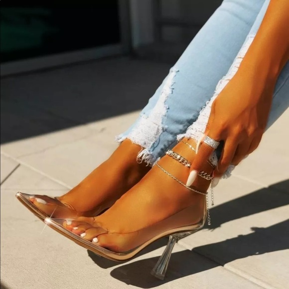 Cape Robbin Shoes - Cape Robbin Signal Nude Clear Pumps Size 7 NWT
